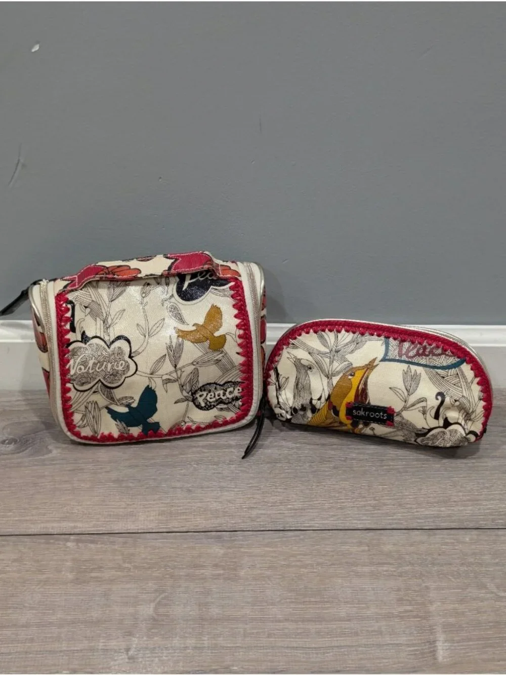 Sakroots Artist Circle Peace Print Birds Hanging Travel Organizer & Makeup Bag